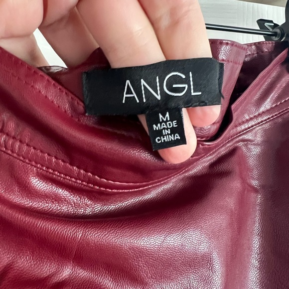 Angl Burgundy Faux Leather Skirt SZ M - Picture 4 of 5